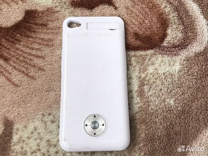 Чехол зарядка на iPhone 4