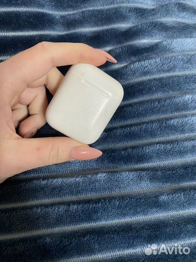 Оригинальный кейс от airpods