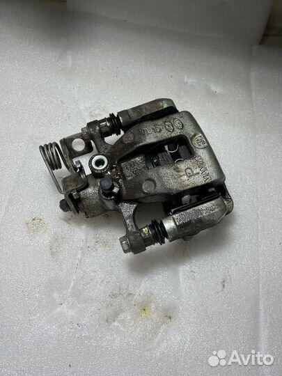 Суппорт тормозной Kia Rio 4