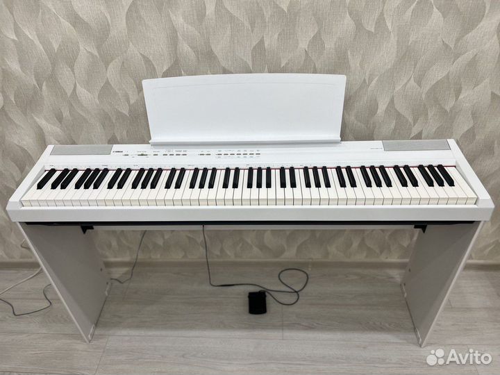 Цифровое пианино Yamaha P-105