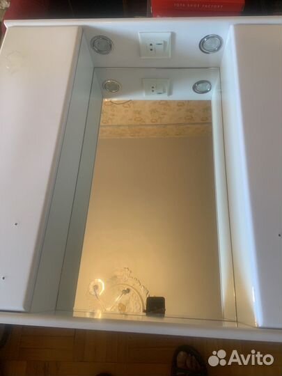 Шкаф купе с зеркалом