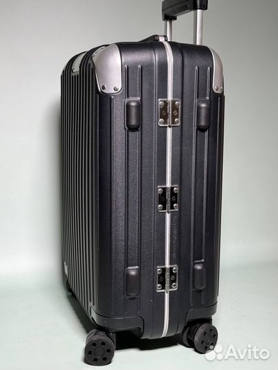 Чемодан Rimowa