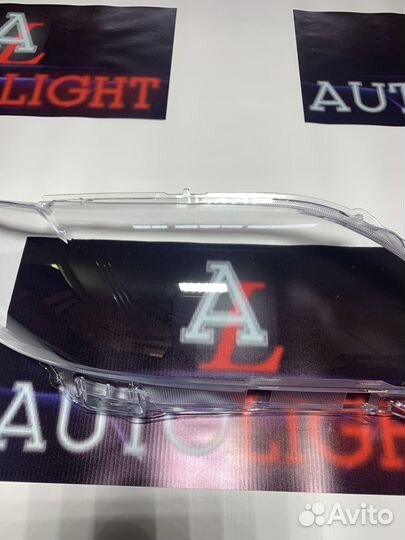 Стекло фары Toyota Camry V40 2006-2009 правое