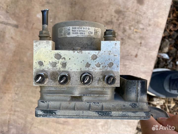 Блок абс Skoda Octavia A7