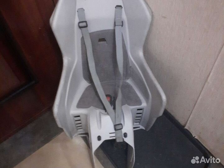 Детское велокресло на багажник до 22кг