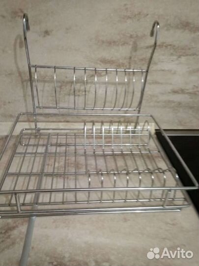 Компактная сушилка для посуды