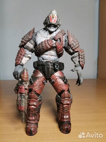 Коллекционная Фигурка Gears Of War 2 Саранча neca