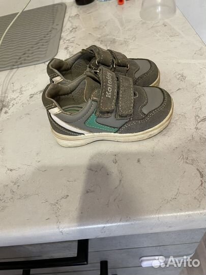 Кроссовки котофей
