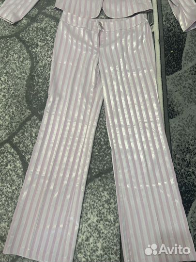 Брючный костюм женский