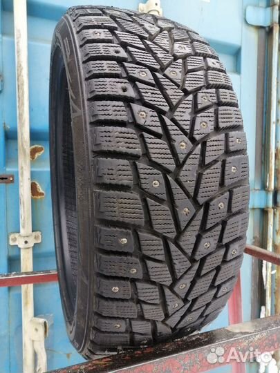 Dunlop SP Winter Ice 02 225/40 R18 101R