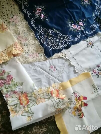 Скатерти из французского сундучка