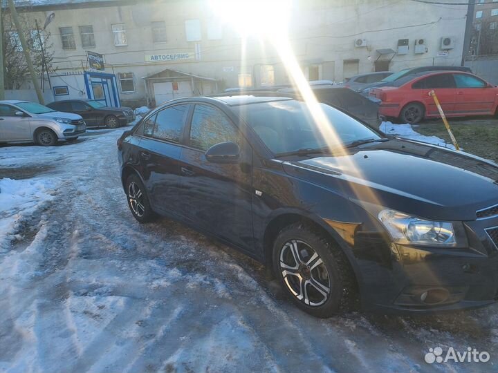 Chevrolet Cruze 1.8 МТ, 2010, 230 000 км