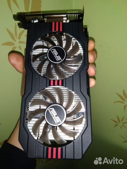 Видеокарта Asus GTX 750 ti