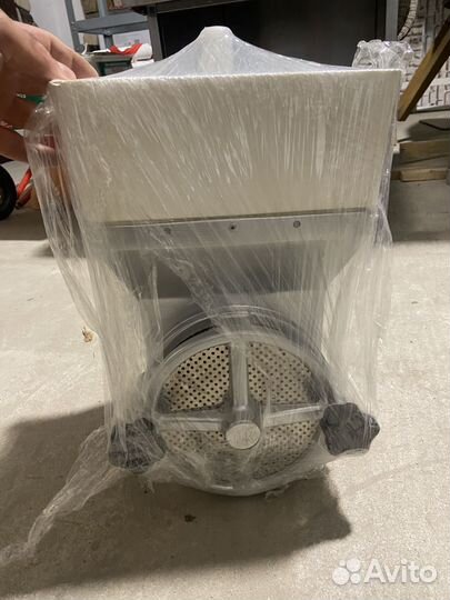 Мясорубка, миксер, овощерезка Электролюкс