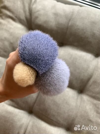 Кисти новые пудра тон хайлайтер