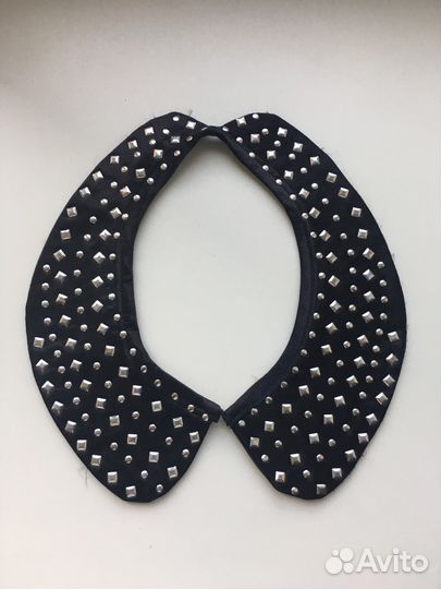 Атласный воротник