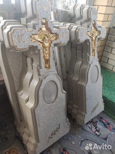 Памятники мраморная крошка, гранит и ограды