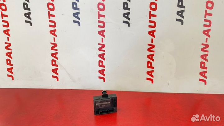 Блок управления двери передний левый Audi A6 C6