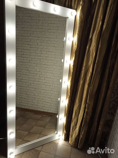 Гримерное зеркало