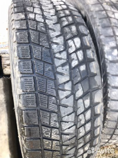 Bridgestone Blizzak DM-V1 235/65 R18
