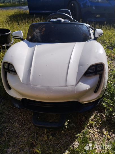 Детский электромобиль