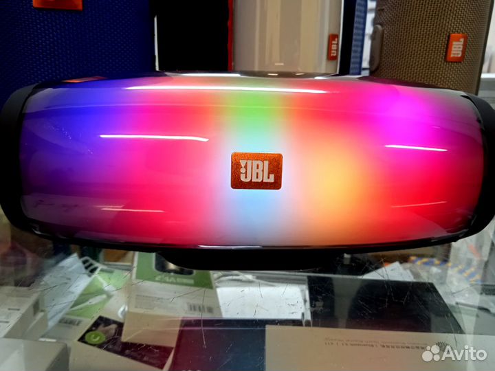 Колонка JBL