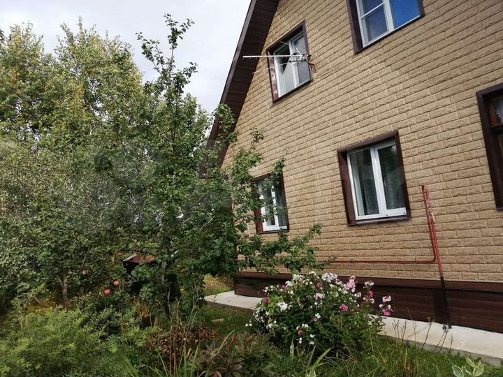 Дом 118 м² на участке 10 сот.