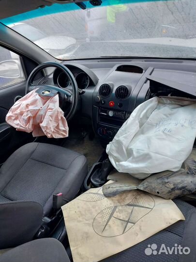 Салон по частям для Шевроле Авео т200 хэтчбек