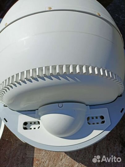 Автоматический кошачий туалет