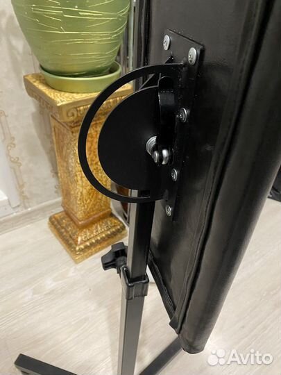 Тату холдер