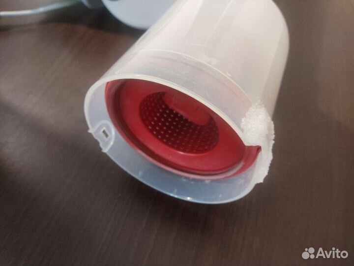 Вертикальный пылесос kitfort