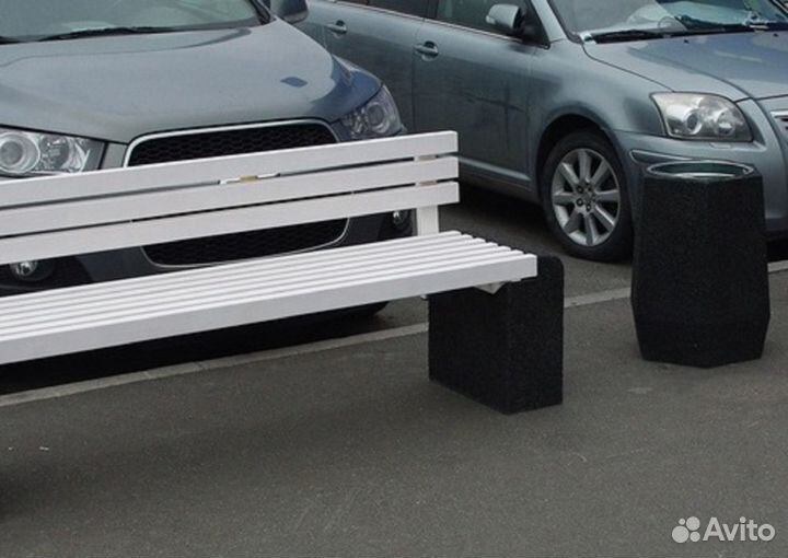 Скамейка бетонная Евро 1 со спинкой