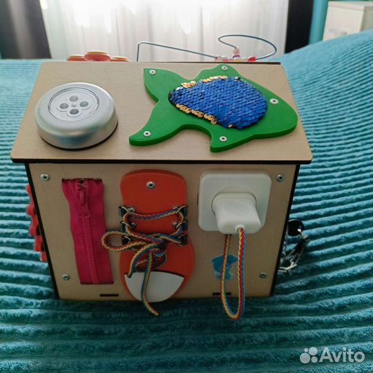 Бизиборд домик со светом