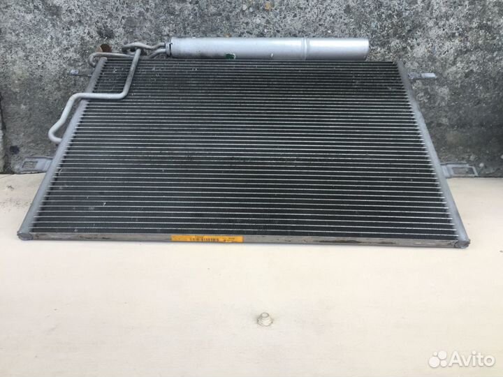 Радиатор кондиционера mercedes CLS W219