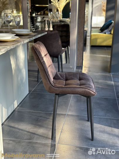 Мягкие стулья