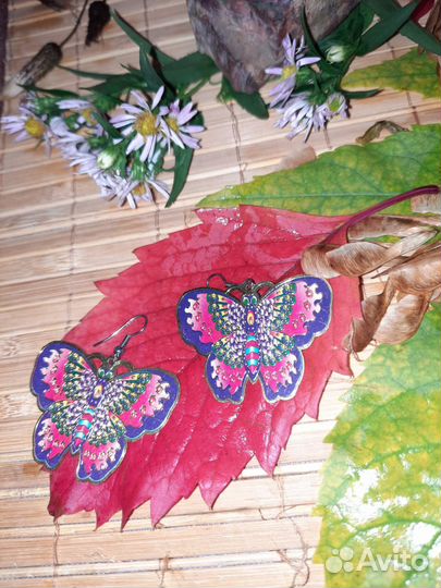 Серьги бижутерия