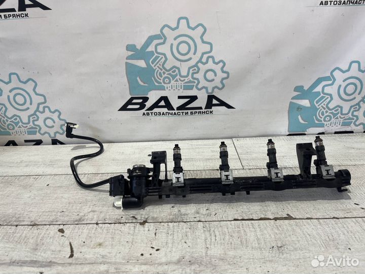 Топливная рампа Ford Focus 3