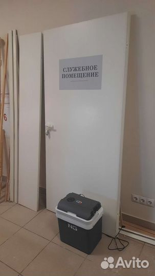 Дверь белая 72 см, 74 см, 127 см