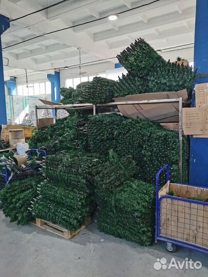 Искусственные ёлки оптом