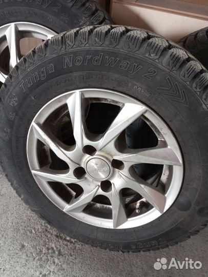 Tunga Nordway 2 175/70 R13