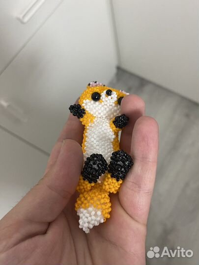 Фигурка лисы из бисера