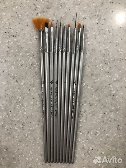 Кисти для маникюра