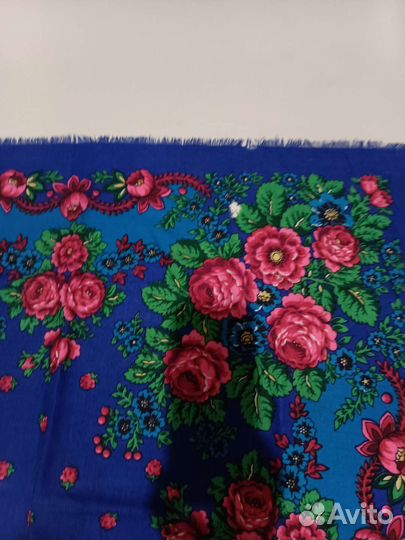 Синий яркий павловопосадский платок. Шерсть