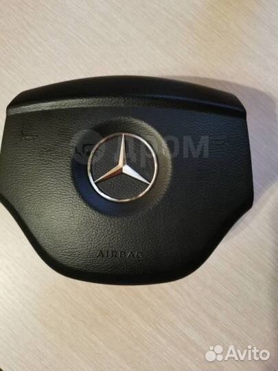 Подушка безопасности Mercedes-Benz M-Класс