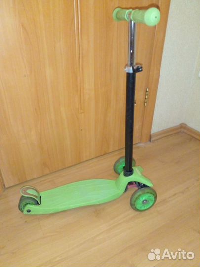 Самокаты трёхкалёсные