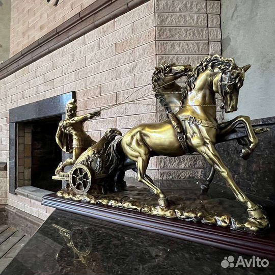 Бронзовая статуэтка