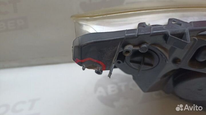 Фара передняя левая Peugeot 308 4A EP6