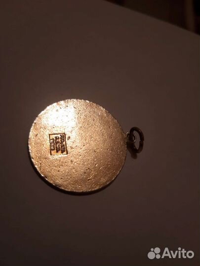 Медальон университета Алабамы в Хантсвилле