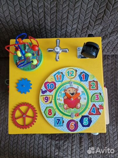 Бизиборд куб