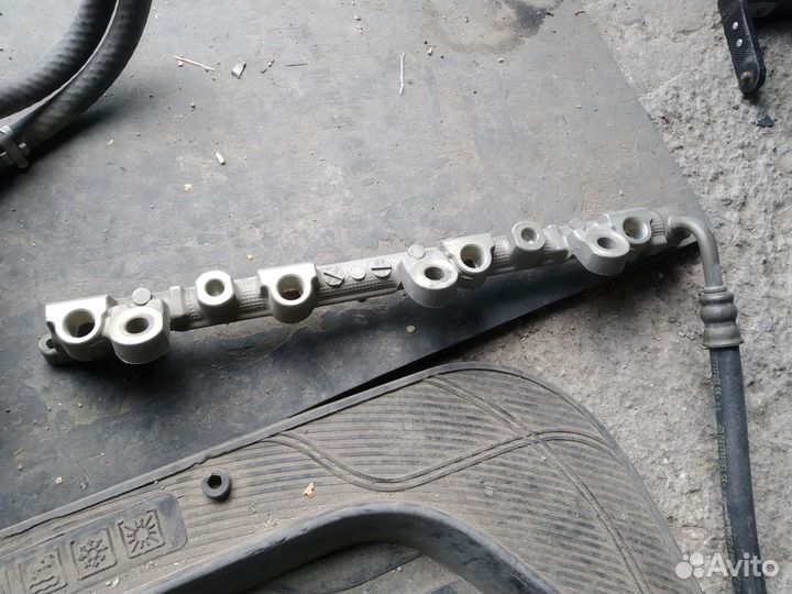 Термостат Тойота Карина Е